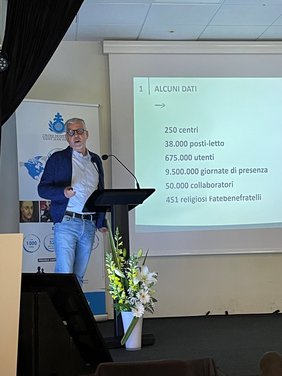 Klaus Mutschlechner über die Präsenz des Ordens in Europa. (Barmherzige Brüder/Provinzial Frater Rudolf Knopp)