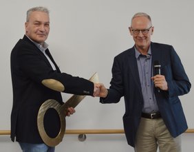Werkstattleiter Christian Keilmann und Architekt Michael Naumann (Barmherzige Brüder Behindertenhilfe-Oberpfalz/Michaela Matejka)